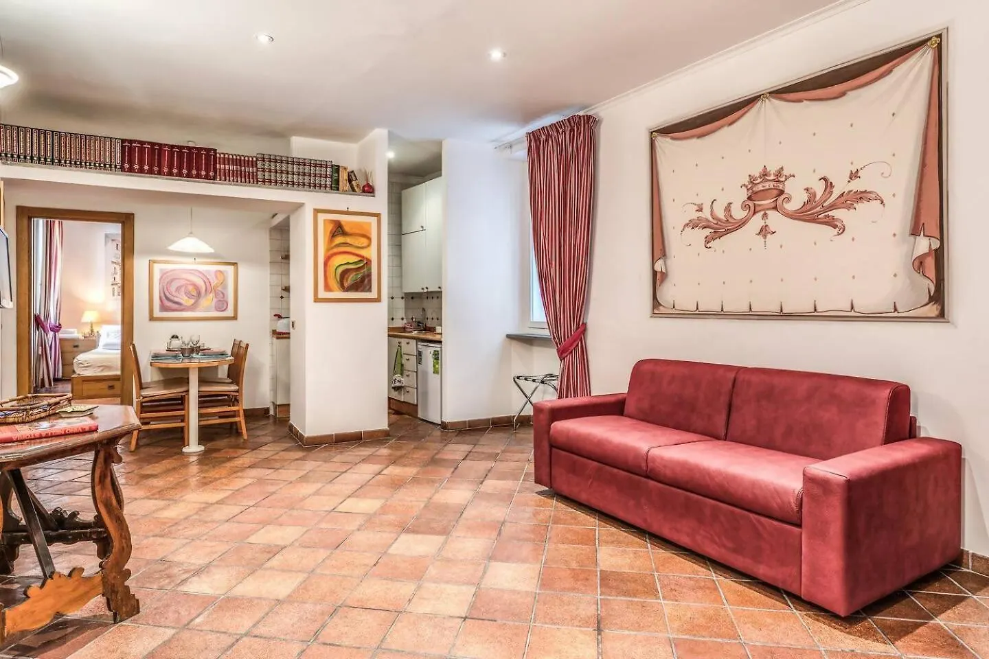 Cozy Flat In Trevi Fountain Apartment Rome Italy